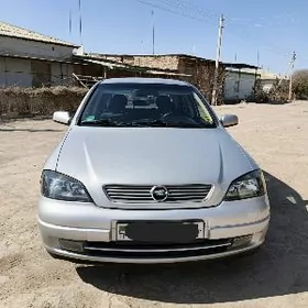 Opel Antara 1999