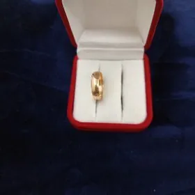 Обручальное кольцо