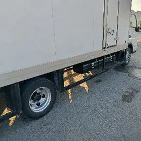 Mitsubishi Canter 2023