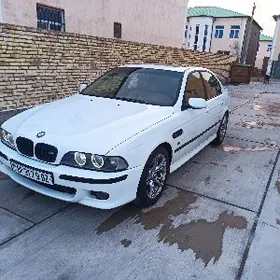 BMW E39 1999