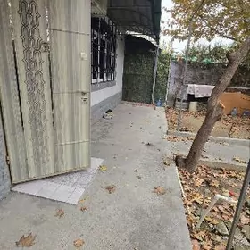 Centr 3 komnaty 1 etaj 83m²