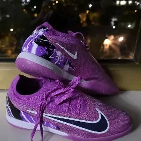 Futzalka Nike 39 razmer