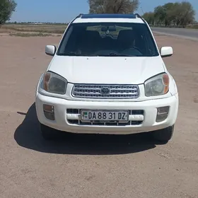 Toyota RAV4 2003