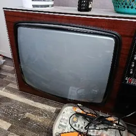 телевизор лазурь 714