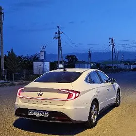 Hyundai Sonata 2021