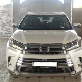 Toyota Highlander 2017