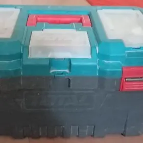 Чемодан для инструментов