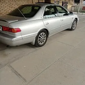 Toyota Camry 2001