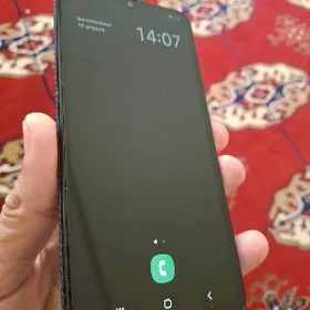 SAMSUNG A30