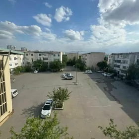 3 ком мир 1 4 этаж