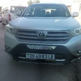 Toyota Highlander 2012