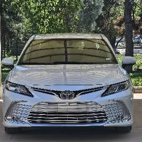 Toyota Camry 2022