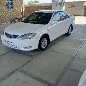Toyota Camry 2005