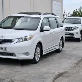 Toyota Sienna 2010