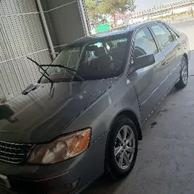 Toyota Avalon 2000