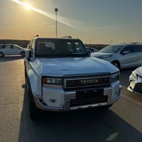 Toyota Land Cruiser Prado 2025