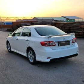 Toyota Corolla 2013
