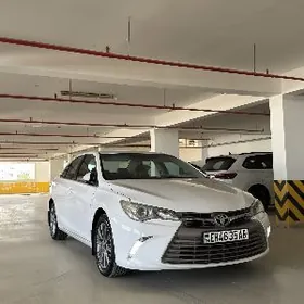 Toyota Camry 2016
