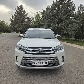 Toyota Highlander 2016