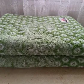 Махровые простыни. Китай.