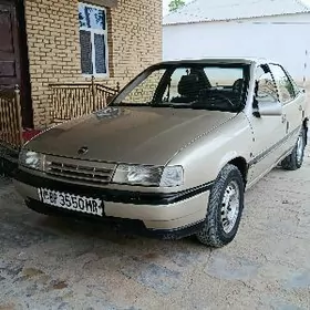 Opel Vectra 1990
