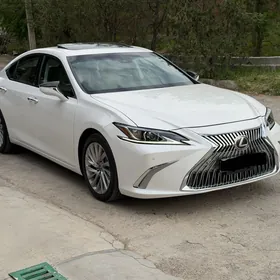 Lexus ES 350 2020