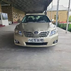 Toyota Camry 2010