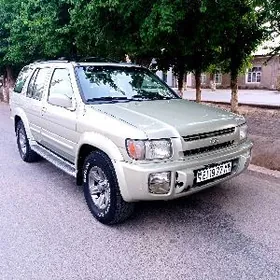 Infiniti QX4 1998
