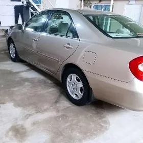 Toyota Camry 2003