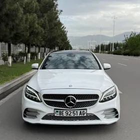 Mercedes-Benz C-Class 2019