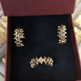 Gyzyl Gulakhalka yüzük