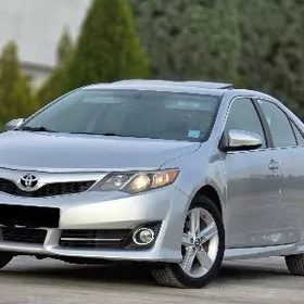 Toyota Camry 2013