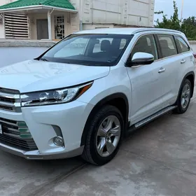 Toyota Highlander 2016