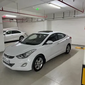 Hyundai Elantra 2012