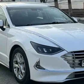 Hyundai Sonata 2020
