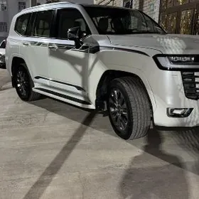 Toyota Land Cruiser 2023