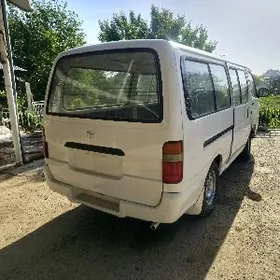 Toyota Hiace 1998