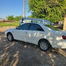 Toyota Camry 2003