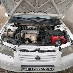 Toyota Camry 1998