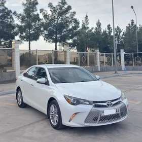 Toyota Camry 2016