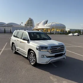 Toyota Land Cruiser 2010