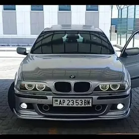 BMW E39 1998