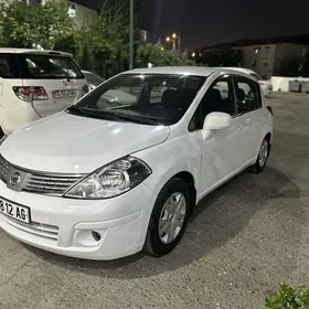 Nissan Versa 2010