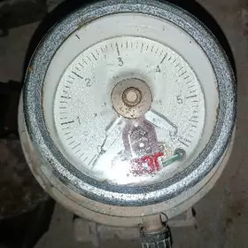 elektrokontaktny manometr