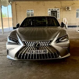 Lexus ES 350 2022