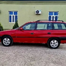 Opel Astra 1996