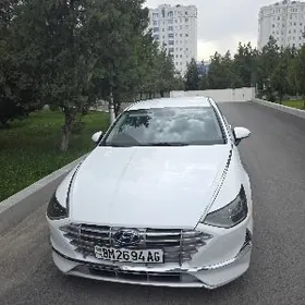 Hyundai Sonata 2020