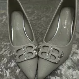 Köwüş tufli 38 razmer