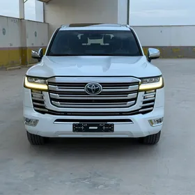 Toyota Land Cruiser 2023