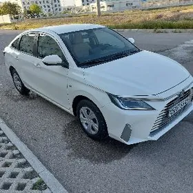 Toyota Yaris 2025